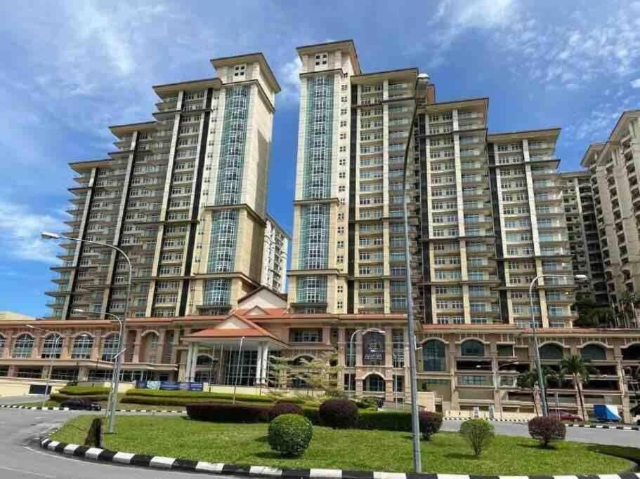 Apartment Simple @ Riverine Diamond Petanak